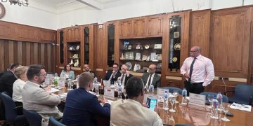 “رجال أعمال الإسكندرية” تستضيف رئيس القسم الاقتصادي بسفارة ألمانيا