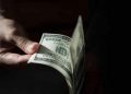 تعرف على سعر الدولار مقابل الجنيه بتعاملات بداية الأسبوع