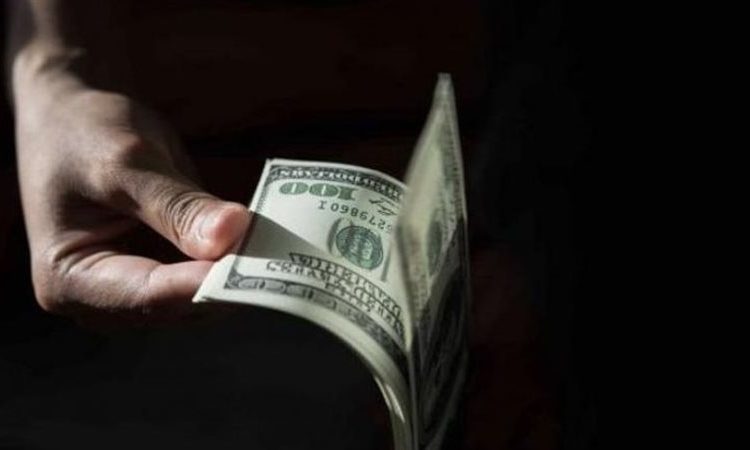 تعرف على سعر الدولار مقابل الجنيه بتعاملات بداية الأسبوع