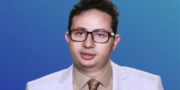 تغريم طبيب الكركمين 200 ألف جنيه بسبب الترويج لسلع مجهولة المصدر