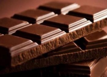 ضبط 1.5طن شيكولاتة فاسدة قبل طرحها للبيع