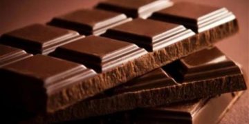 ضبط 1.5طن شيكولاتة فاسدة قبل طرحها للبيع