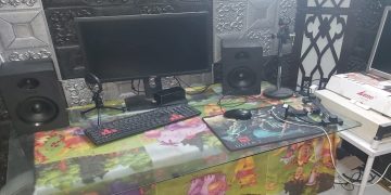 ضبط متهم  بإدارة قناة فضائية بدون ترخيص بالجيزة