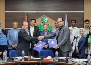  “مستثمرى العاشر ” توقع بروتوكل تعاون مع جمعية رسالة لتوفير فرص عمل للشباب ووجبات غذائية للمستحقين