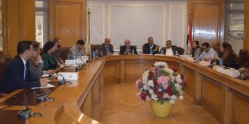 غرفة عمليات تجارية القاهرة تكثف جهودها  لتسكين العارضين ب” أهلًا مدارس”