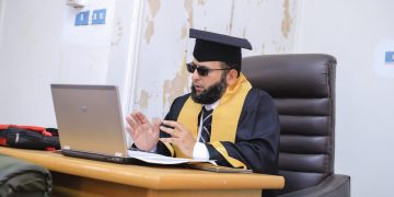 رسالة ماجستير توصى شركات الإتصالات بالإسراع فى التحول الرقمى لتحسين الخدمة المقدمة للعملاء