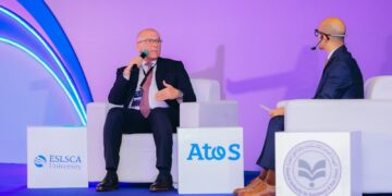 مشاركة ناجحة لـ ” كونتكت ” كشريك تكنولوجي في قمة جامعة  ”  Eslsca” التعليمية