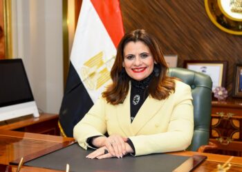 وزيرة الهجرة تستعرض تقريرا عن منجزات المبادرة الرئاسية “مراكب النجاة”