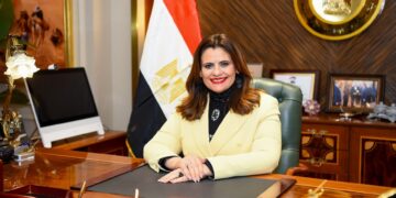 وزيرة الهجرة تستعرض تقريرا عن منجزات المبادرة الرئاسية “مراكب النجاة”