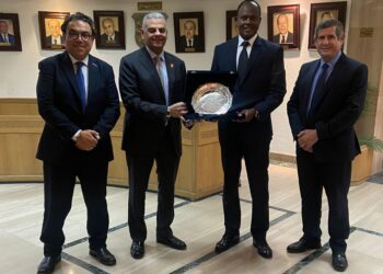 رئيس الاتحاد المصري للتأمين يستقبل الرئيس التنفيذي للشركة الافريقية لإعادة التأمين Africa re