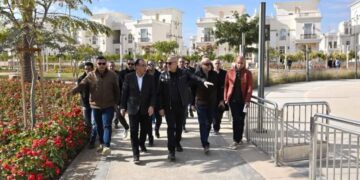 رئيس الوزراء يتفقد الحي السكني الخامس R5 “جاردن سيتي الجديدة” بالعاصمة الإدارية