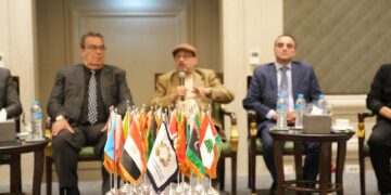 التعاون العربي باتحاد الصناعات يدرس أهم النقاط اللازمة  للتصدير إلى ليبيا