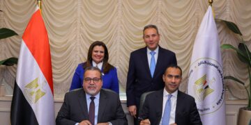 بنك مصر يوقع بروتوكول تعاون مع وزارة الدولة للهجرة  لتقديم وتسهيل المنتجات والخدمات المصرفية  للمصريين بالخارج