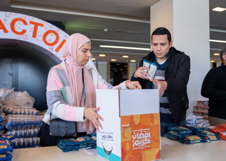 اورنچ تطلق حملة  مع المصريين في رمضان 2024..أبواب خير  تطمئن آلاف الأسر المستحقة للرعاية