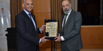 الاتحاد المصري للتأمين ينظم حفل إفطاره السنوي ويكرم الأمين العام السابق( صور)