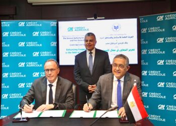 الهيئة  العامة للاستثمار وبنك كريدي أجريكول مصر يوقعان مذكرة تفاهم لجذب الاستثمارات الأجنبية المباشرة