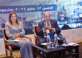 ” رجال الأعمال المصريين “: جهود الدولة في الاستثمار في البنية التحتية تخدم الصناعة والتصدير