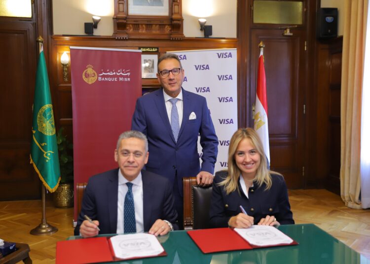 بنك مصر يوقع اتفاقية تعاون مع فيزا للتوسع في نشاط المدفوعات من خلال البطاقات البنكية للمؤسسات