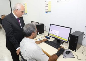 وزير التعليم يتفقد مركز التصحيح الرئيسي الإلكتروني لامتحانات الثانوية العامة