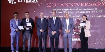 وزير الاتصالات يشارك في احتفالية جمعية اتصال بمناسبة مرور 20 عاما على تأسيسها