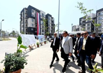 وزير الإسكان يتفقد اللمسات الأخيرة لإنهاء 672 وحدة بمشروع “جنة” للإسكان بمدينة دمياط الجديدة