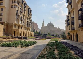 وزير الإسكان يتابع موقف تنفيذ مشروع تطوير “منطقة سور مجري العيون”..بالصور