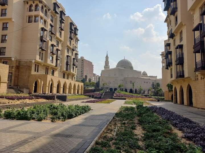 وزير الإسكان يتابع موقف تنفيذ مشروع تطوير “منطقة سور مجري العيون”..بالصور