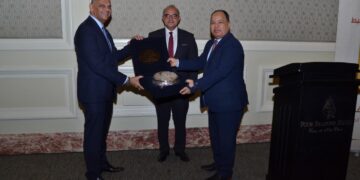 الاتحاد المصري للتأمين ينظم حفلا لتكريم وزير المالية السابق