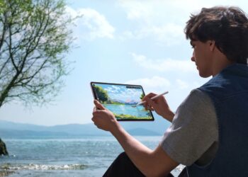  تجربة الكتابة على الورق الحقيقي يوفرها  جهاز HUAWEI MatePad 11.5″S اللوحي