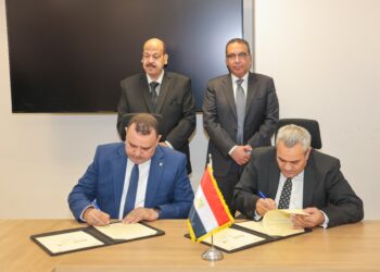 بروتوكول تعاون بين “البريد المصري”و “جهاز تنظيم النقل الداخلي”لتسهيل حصول المواطنين على خدمات الجهاز