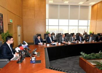 وزير الإسكان:خطة لطرح الوحدات السكنية  والأراضى ووحدات “بيت الوطن” 