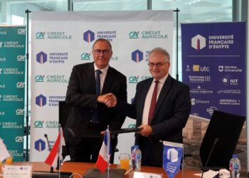 بنك كريدي أجريكول مصر يبرم شراكة مع الجامعة الفرنسية لدعم التقدم التعليمي للطلاب