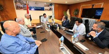وزير الإسكان يتابع مع مسئولى شركة “سيتى إيدج” معدلات تسليم الوحدات السكنية لحاجزيها بمدينة العلمين الجديدة