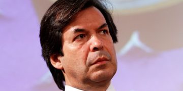 “كارلو ميسينا” أفضل رئيس تنفيذي لبنك في أوروبا للعام السابع على التوالي في تصنيف Extel