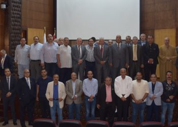 مجلس إدارة غرفة القاهرة يلتقي رؤساء وأعضاء الشعب التجارية لمناقشة خطة التنمية طبقا لرؤية مصر 2030