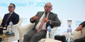 رئيس الرقابة المالية يشارك في جلسة نقاشية حول تمكين القطاع الخاص بالمؤتمر السنوي لـ“CIPE“