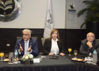 جمعية رجال الأعمال المصريين ووفد مدينة لينيي الصينية يلتقيا رئيس الهيئة العامة للاستثمار