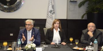 جمعية رجال الأعمال المصريين ووفد مدينة لينيي الصينية يلتقيا رئيس الهيئة العامة للاستثمار