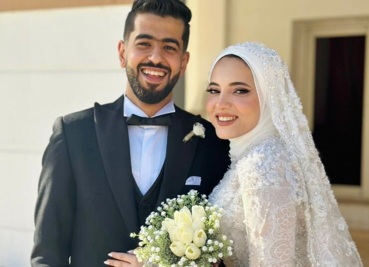 الصحفية “رشا يوسف باشا “تهنىء إبنة أختها بزفافها السعيد