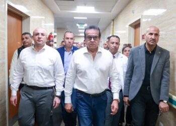  وزير الصحة ومحافظ بني سويف يتفقدان مستشفى إهناسيا التخصصي