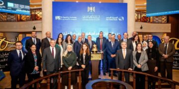 محافظ البنك المركزي ورئيس البورصة وقيادات المصرف المتحد يشهدون بدء فعاليات جلسة التداول و”قرع الجرس”