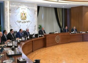 رئيس الوزراء يتابع الموقف التنفيذي للمعهد القومي للاورام الجديد “500-500”