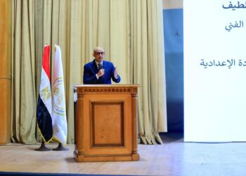 قرارات عاجلة من وزير التربية والتعليم بشأن الشهادة الإعدادية والمعلمين