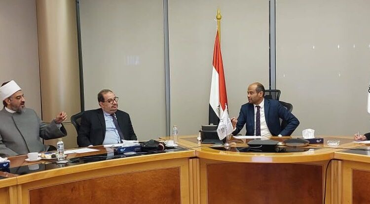 لجنة الرقابة الشرعية تدرس إطلاق مؤشر جديد يجمع بين معايير الشريعة والاستدامة