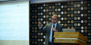  رئيس هيئة الرقابة المالية يستعرض التجربة الرائدة لإطلاق أول سوق كربون طوعي مع اتحاد بنوك مصر