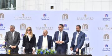 “كارفور مصر” توقع عقد أول وأكبر فروعها بالشيخ زايد مع كليوباترا جروب