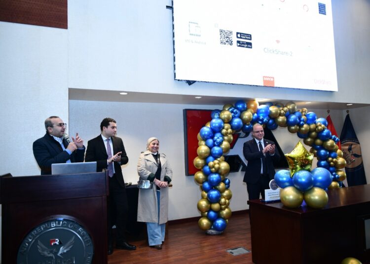 الرقابة المالية تكرم  70 طالب وطالبة من أبناء العاملين المتفوقين بمراحل التعليم