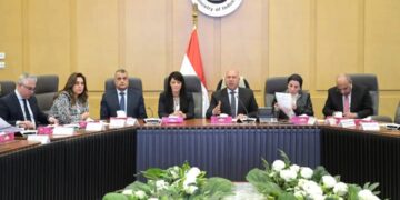 وزير الصناعة والنقل:مراجعة الرسوم المفروضة من هيئة  سلامة الغذاء على تحاليل الصادرات ومدة تطبيقها