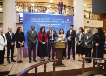 احتفالًا باليوم العالمي للمرأة: انطلاق فعالية “قرع جرس البورصة من أجل المساواة بين الجنسين”