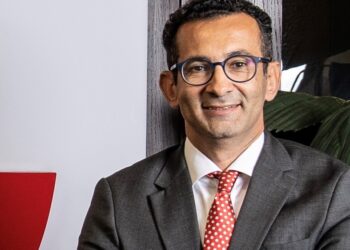 “إي آند مصر” تقدم خدمة التحويلات المالية الدولية الفورية لمحفظة إي آند كاش بضغطة زر واحدة